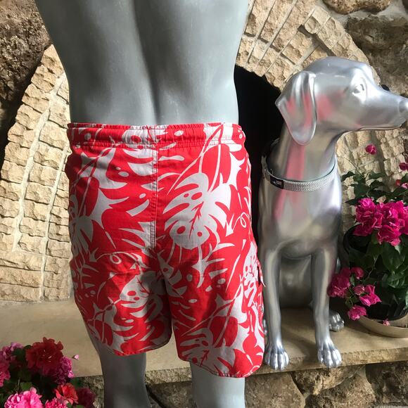 Quiksilver Red Leaf Print Cargo Swim Trunks Men's Size Large - Picture 2 of 9